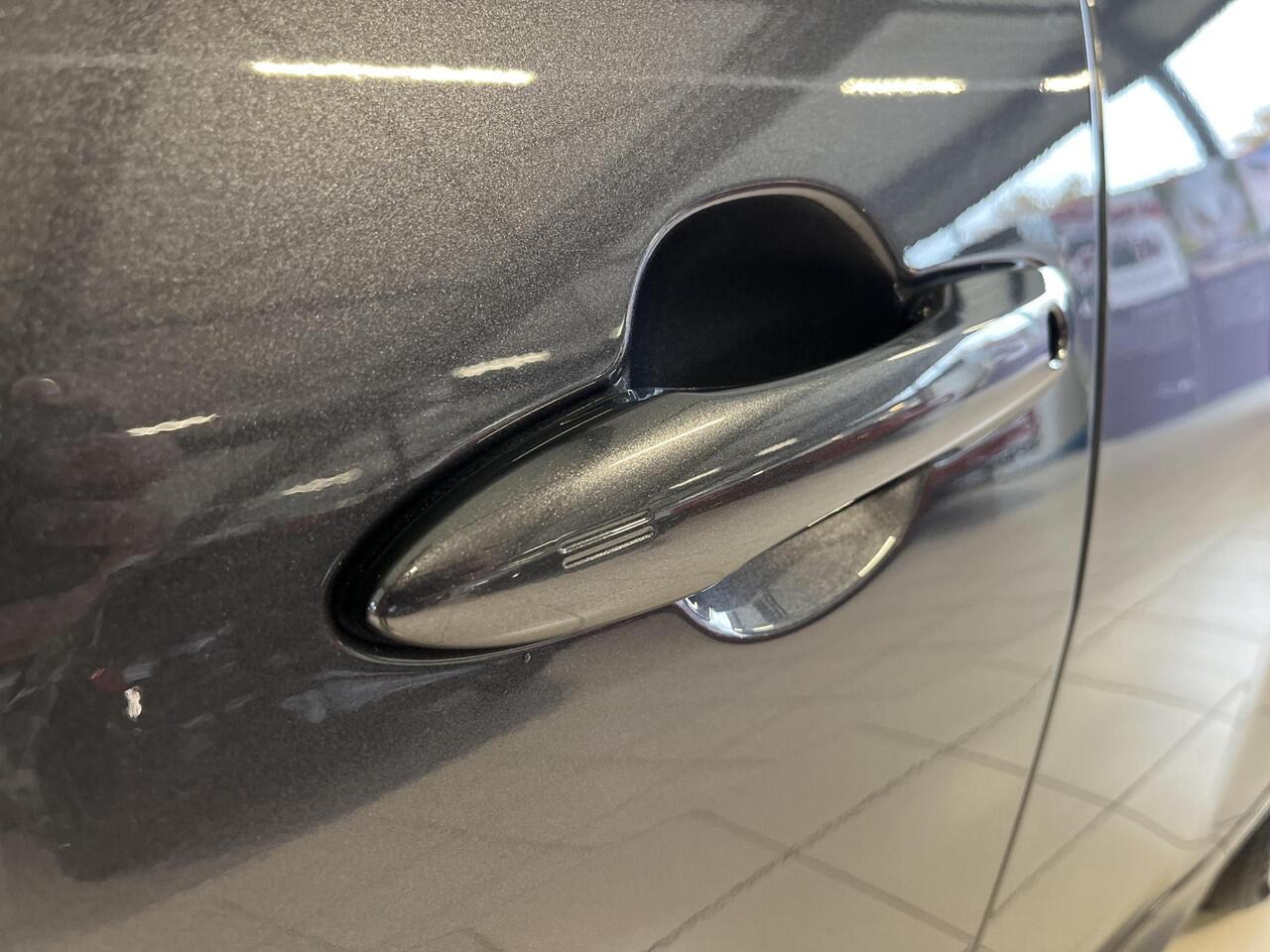 Toyota YARIS 1.5 Hybrid 115 Dynamic | Uit voorraad leverbaar |