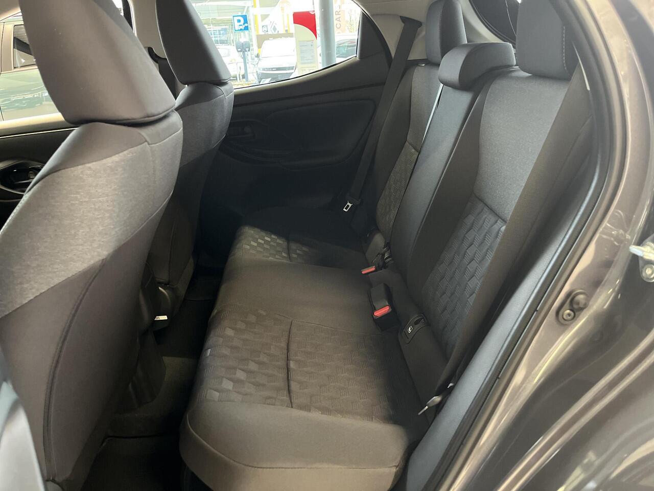 Toyota YARIS 1.5 Hybrid 115 Dynamic | Uit voorraad leverbaar |