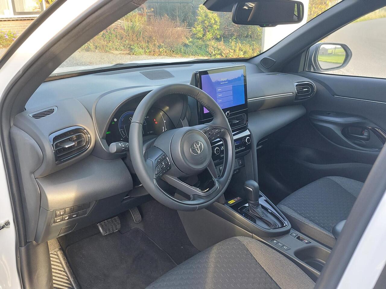 Toyota YARIS Cross 1.5 Hybrid 130 Team D APP NAVI | NIEUWE AUTO!!