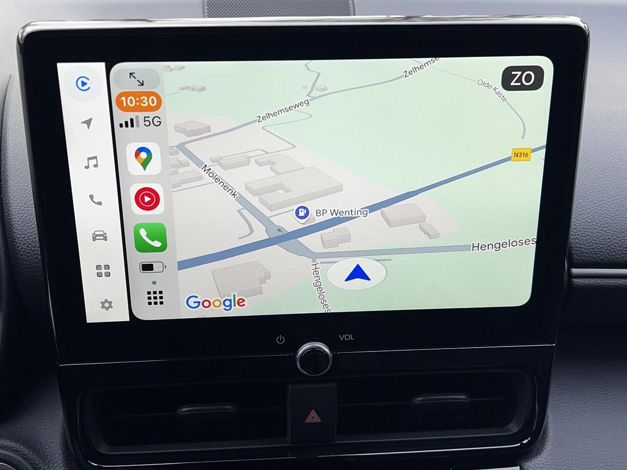 Toyota YARIS Cross 1.5 Hybrid Dynamic Automaat / Fabrieksgarantie tot 04-2028 < 100.000km, tot 10 jaar mogelijk ** / Navigatie (abbo) / Adaptieve CC / Achteruitrijcamera / Apple Carplay Android / 17" LM wielen /