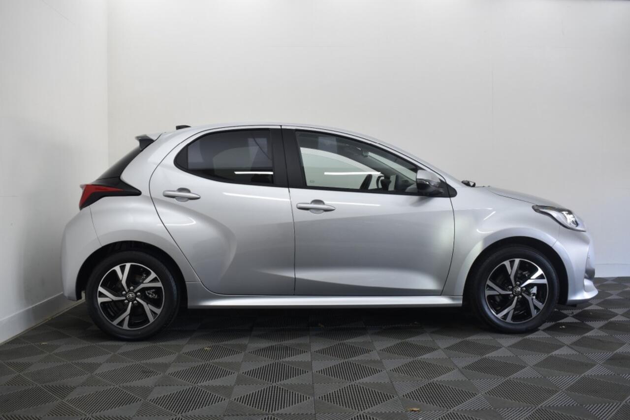 Toyota YARIS 1.5 HYBRID 115PK Style Automaat