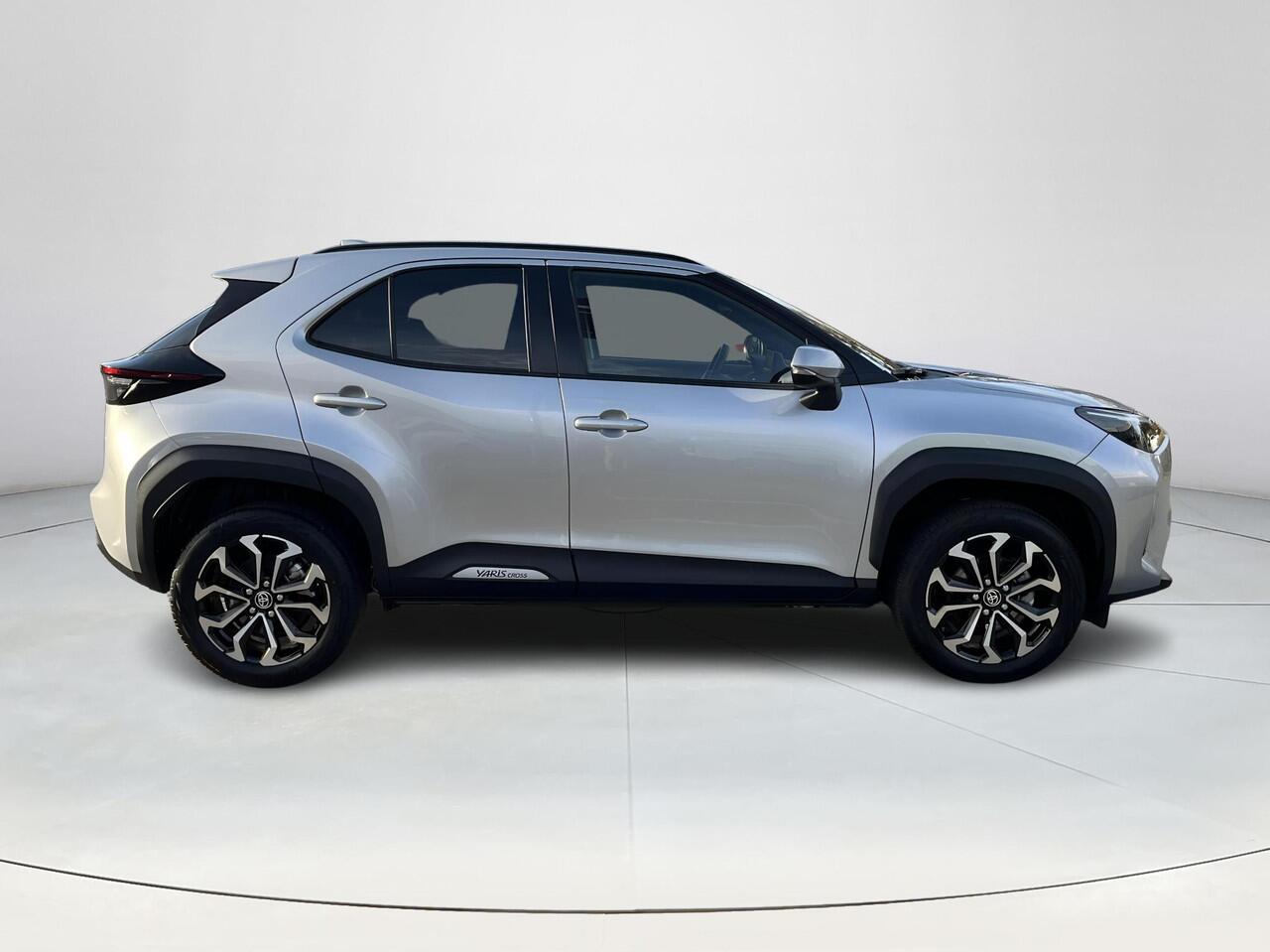 Toyota YARIS Cross 1.5 Hybrid 115 First Edition | All-in prijs | Automaat | Parkeersensoren