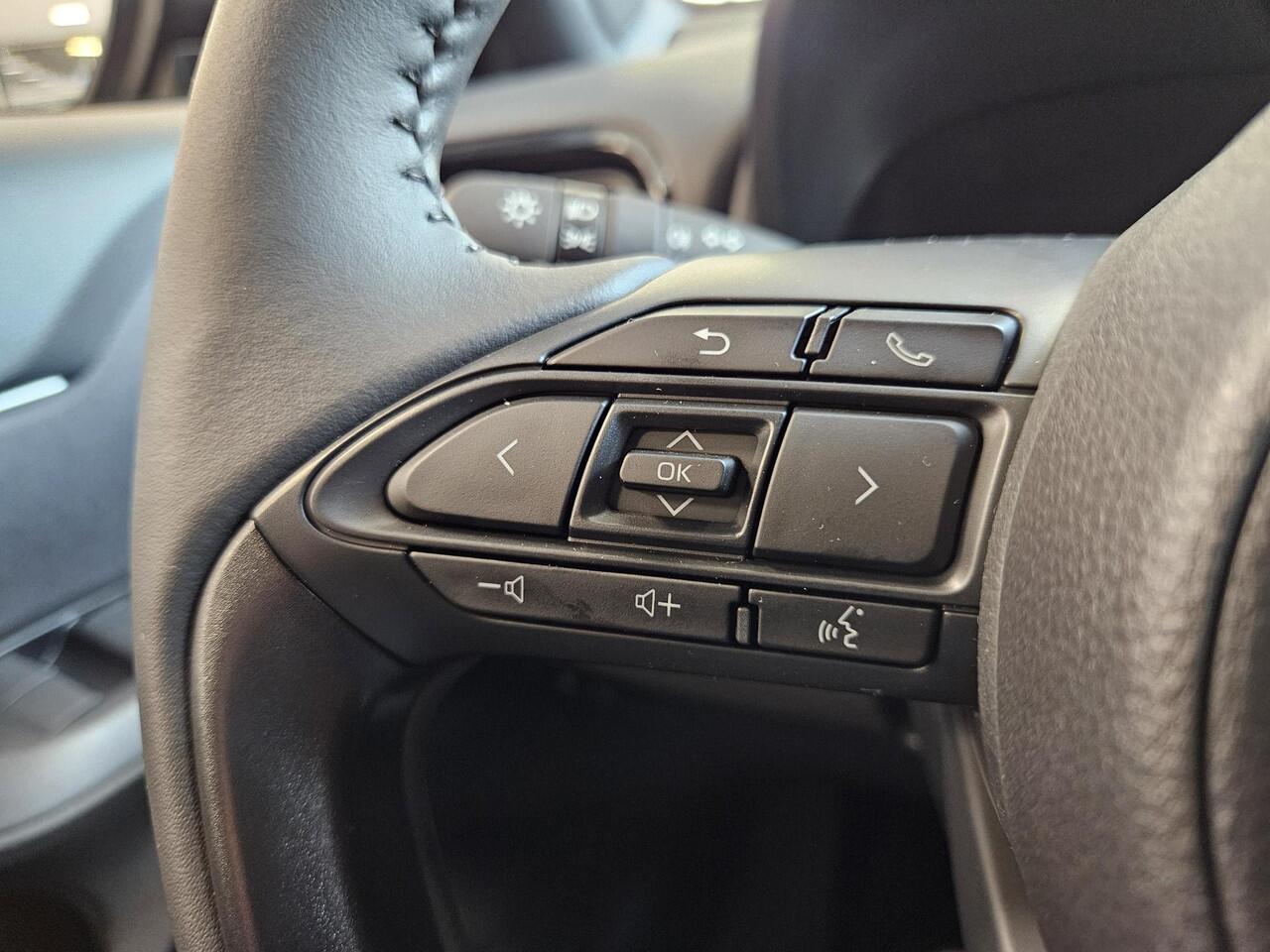 Toyota YARIS Cross 1.5 Hybrid 130 Dynamic incl. Comfort pack | Nieuw en direct rijden |