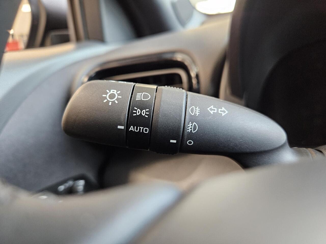 Toyota YARIS Cross 1.5 Hybrid 130 Dynamic incl. Comfort pack | Nieuw en direct rijden |