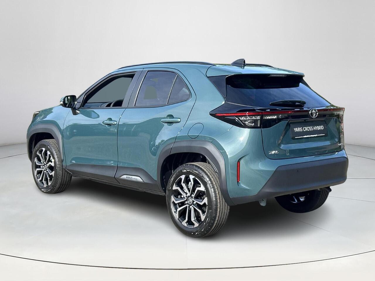 Toyota YARIS Cross 1.5 Hybrid 115 Dynamic + Comfort Pack | Nieuwe auto | Direct uit voorraad leverbaar |