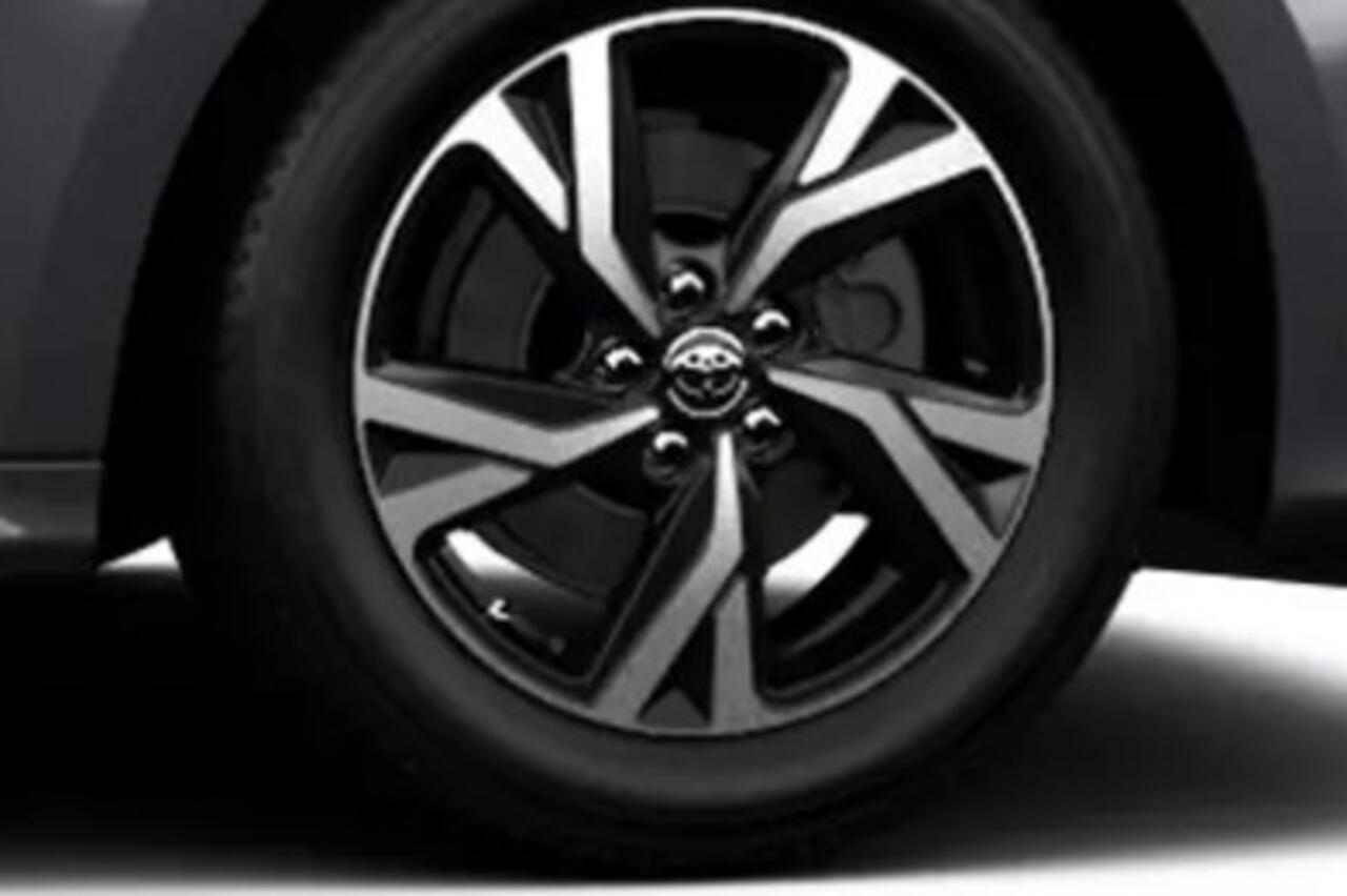 Toyota YARIS 1.5 Hybrid 115 Dynamic , Comfort Pack, Nieuw en snel leverbaar (december 2025) met ¤1.000,- voordeel