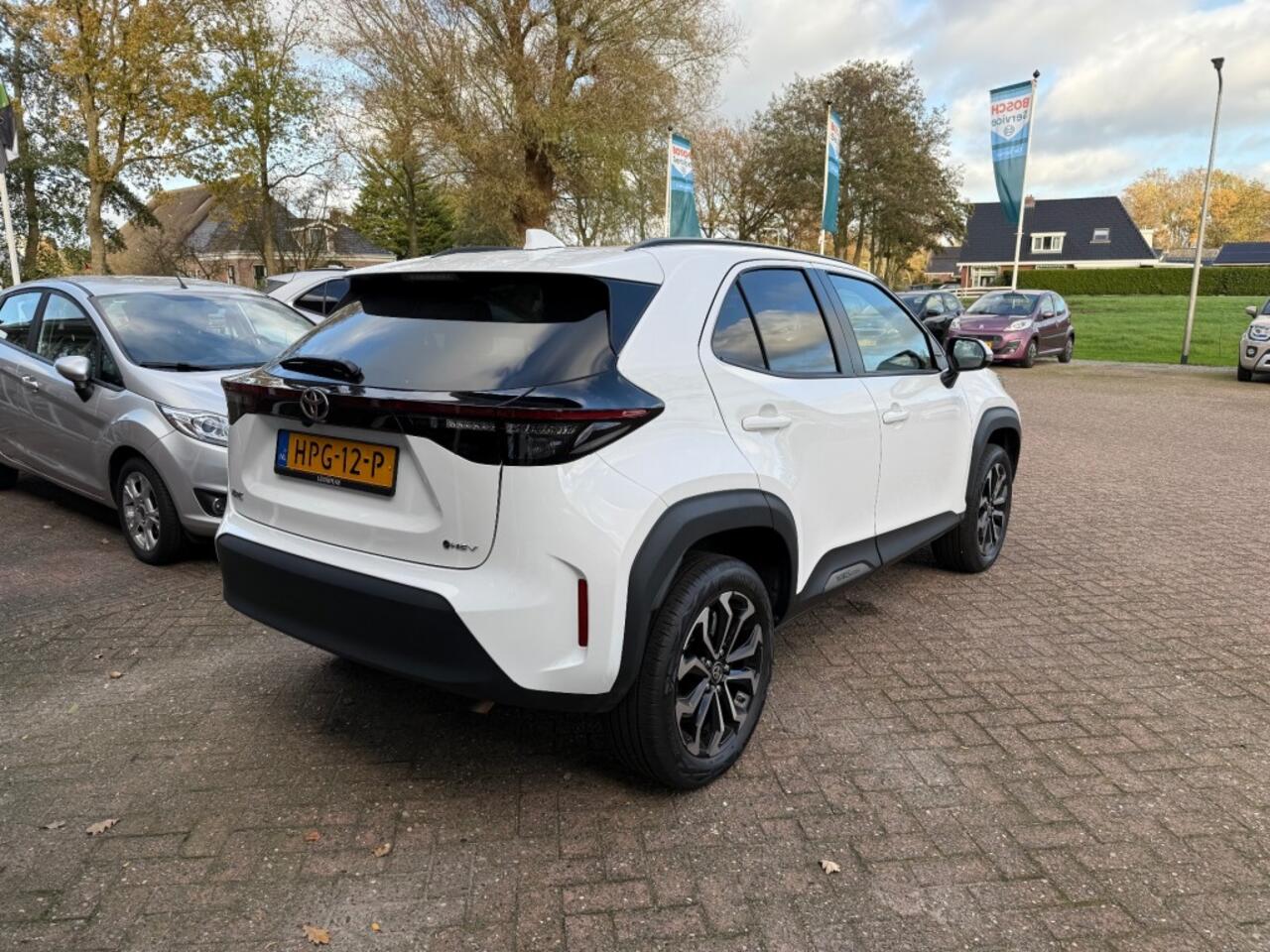 Toyota YARIS 1.5 HYBRID 115 FIRST EDTION NIEUW MODEL!