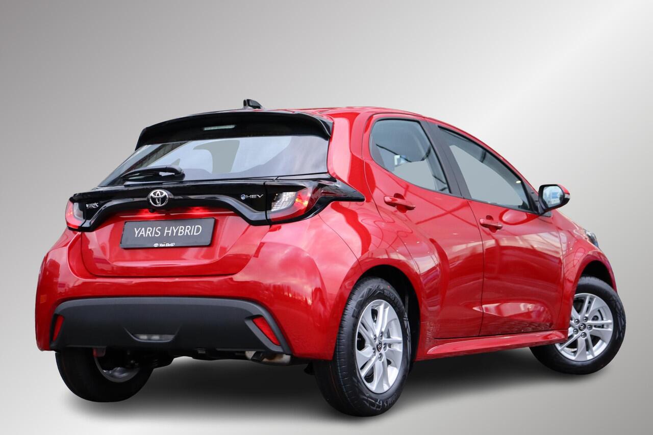 Toyota YARIS 1.5 Hybrid 115 Active, Apple Carplay, Android Auto ,Parkeercamera, Adaptieve Cruise Control.
