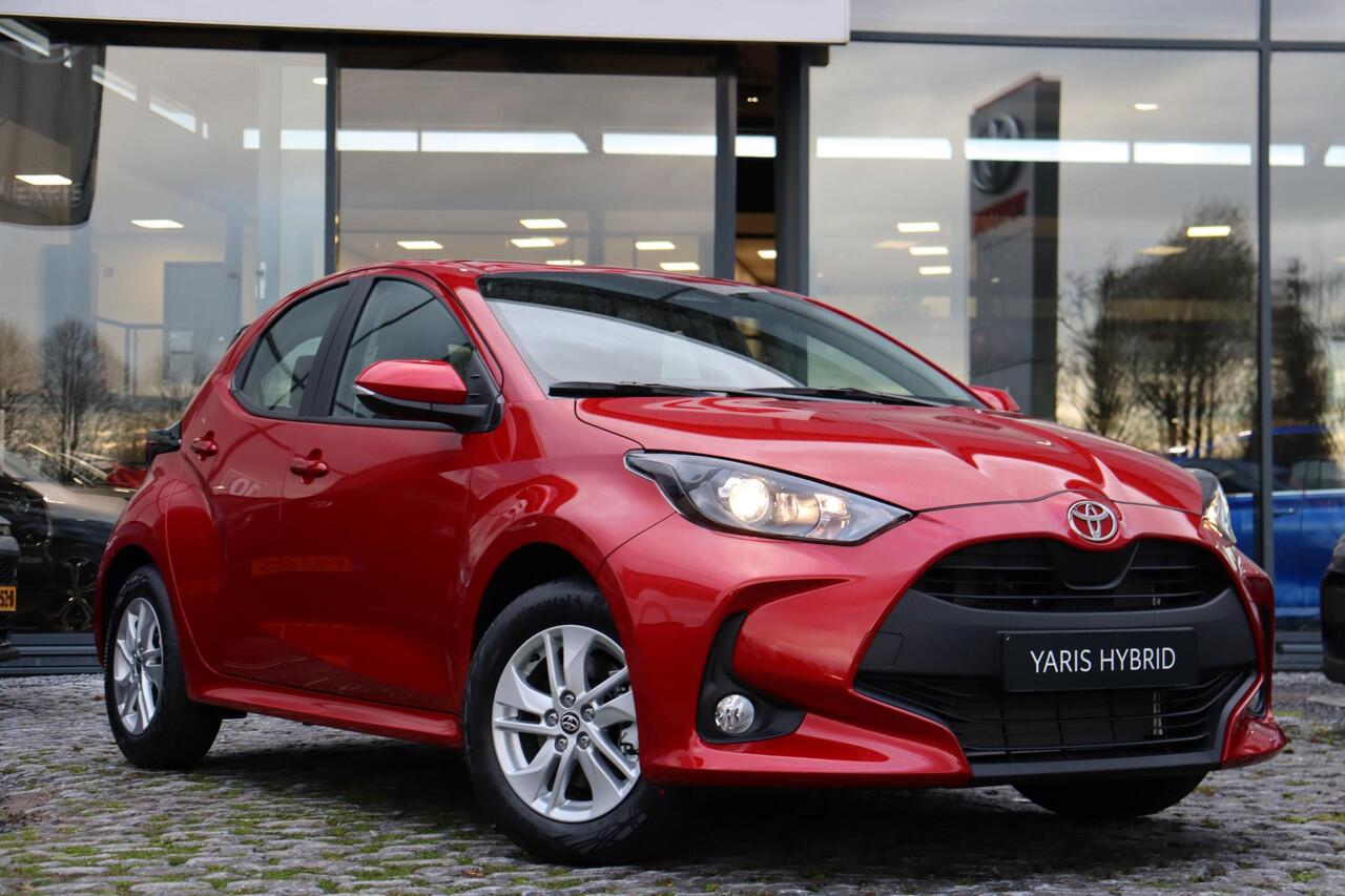 Toyota YARIS 1.5 Hybrid 115 Active, Apple Carplay, Android Auto ,Parkeercamera, Adaptieve Cruise Control.