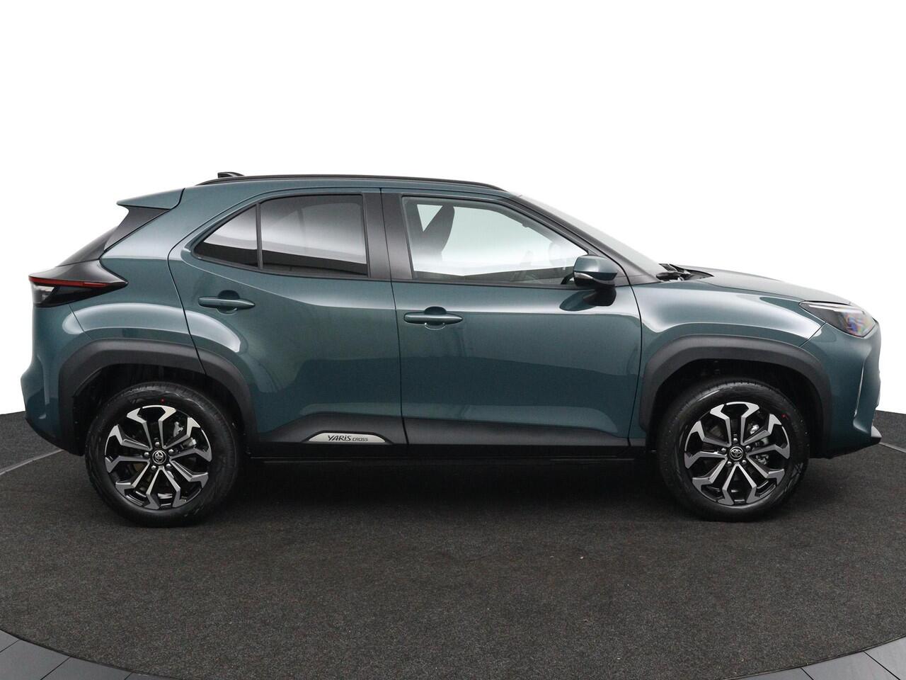 Toyota YARIS Cross 1.5 Hybrid 115 Dynamic | Comfort Pakket | Nieuwe Auto |