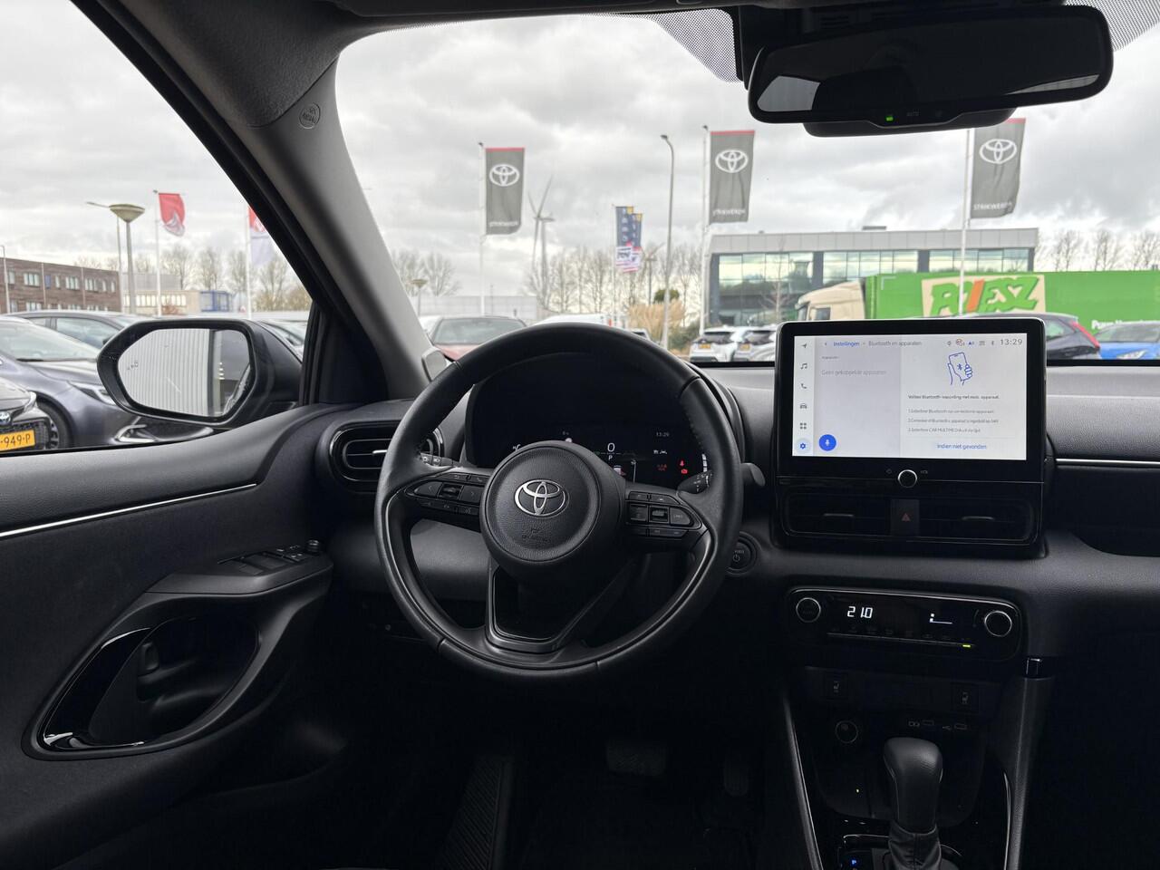 Toyota YARIS 1.5 Hybrid 115 Dynamic