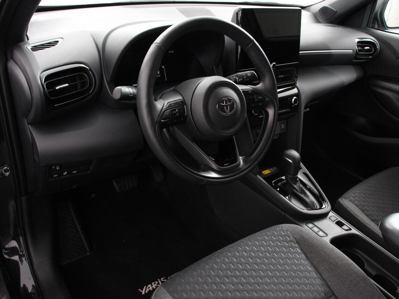 Toyota YARIS Cross 1.5 Hybrid 115 pk Automaat Style Comfort | Navigatie | Apple carplay/Android Auto | Camera | Dab | Full Led | Parkeer sensoren | Climate Control | Lichtmetalen velgen