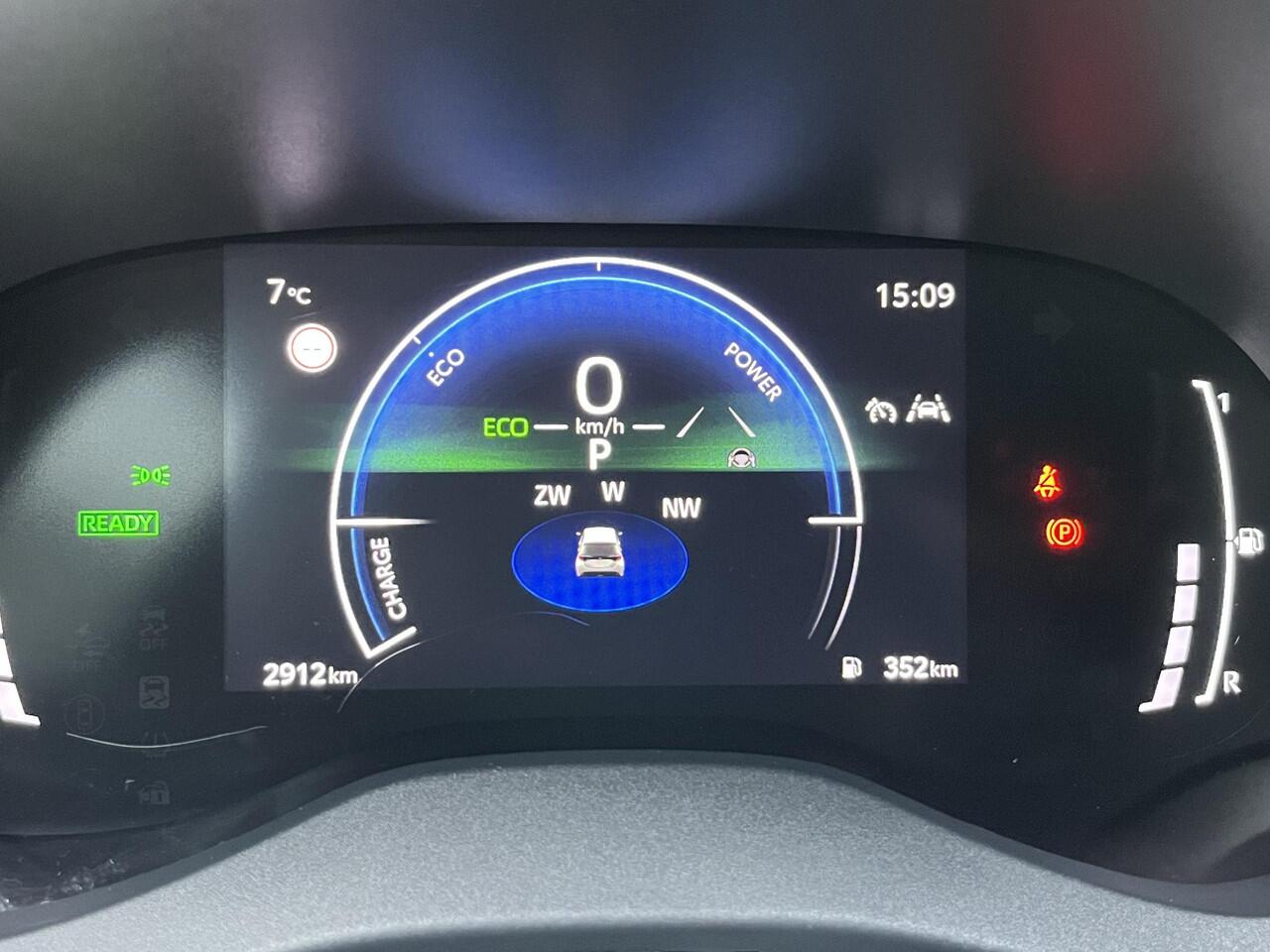 Toyota YARIS 1.5 Hybrid 115 First Edition