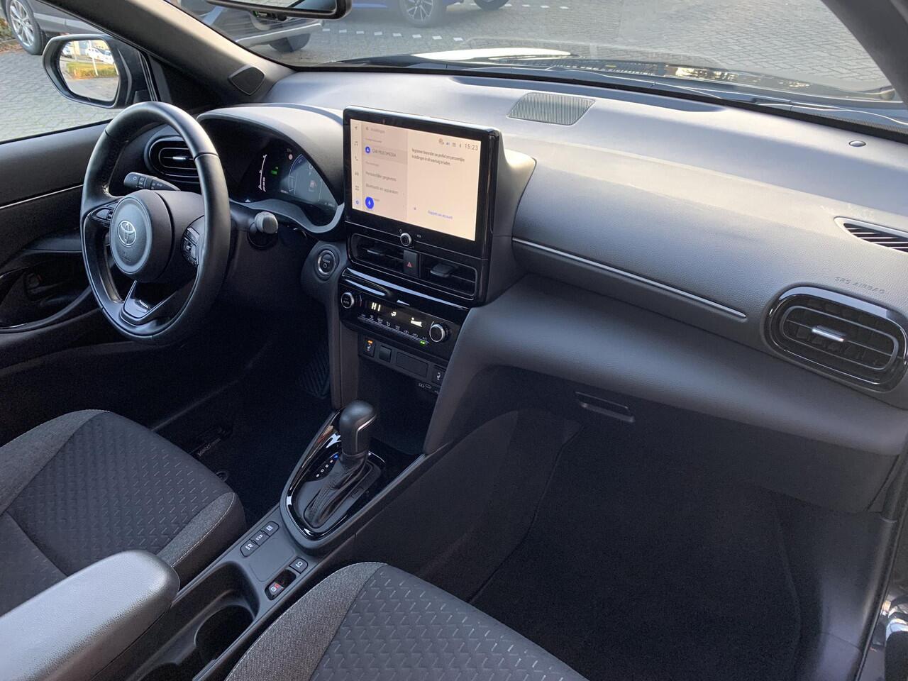 Toyota YARIS Cross 1.5 Hybrid 115 Dynamic | Comfort Pack