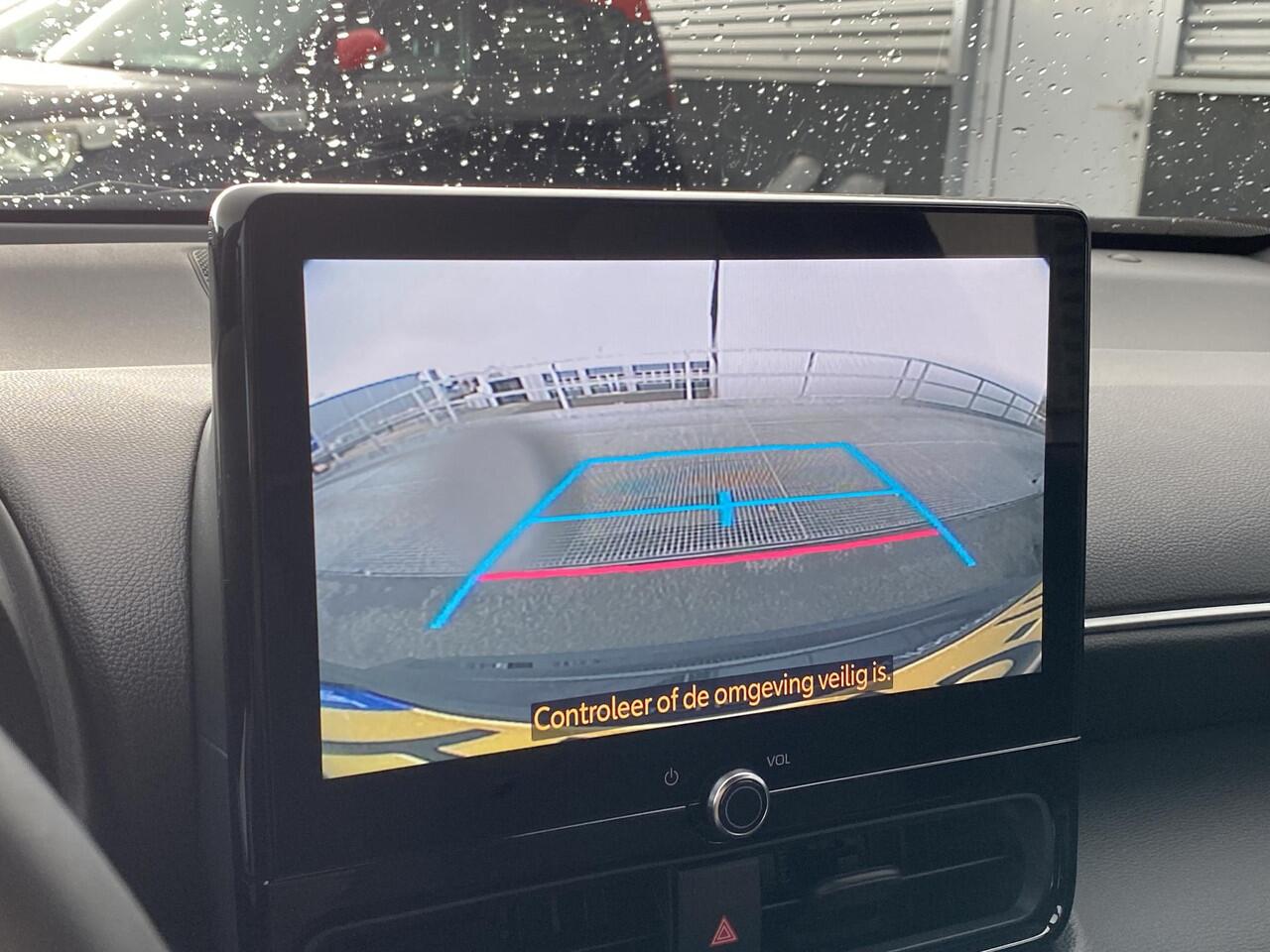 Toyota YARIS Cross 1.5 Hybrid 115 First Edition Navigatie Apple CarPlay/Android Auto, stoel- & stuurverwarming, keyless, parkeersensoren v&a, ACC, achteruitrij camera