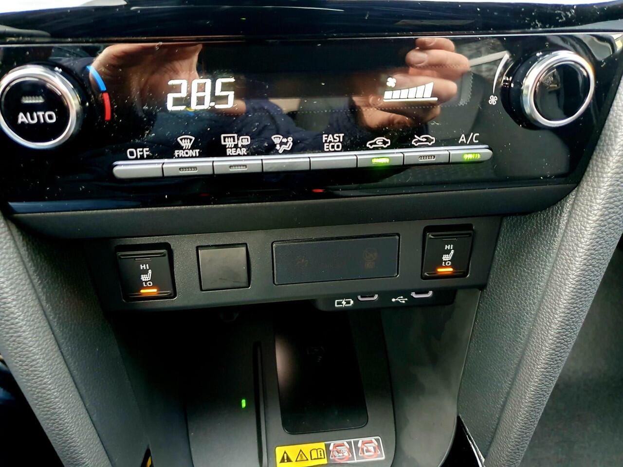 Toyota YARIS Cross 1.5 Hybrid 130pk Teamplayer All-in prijs!