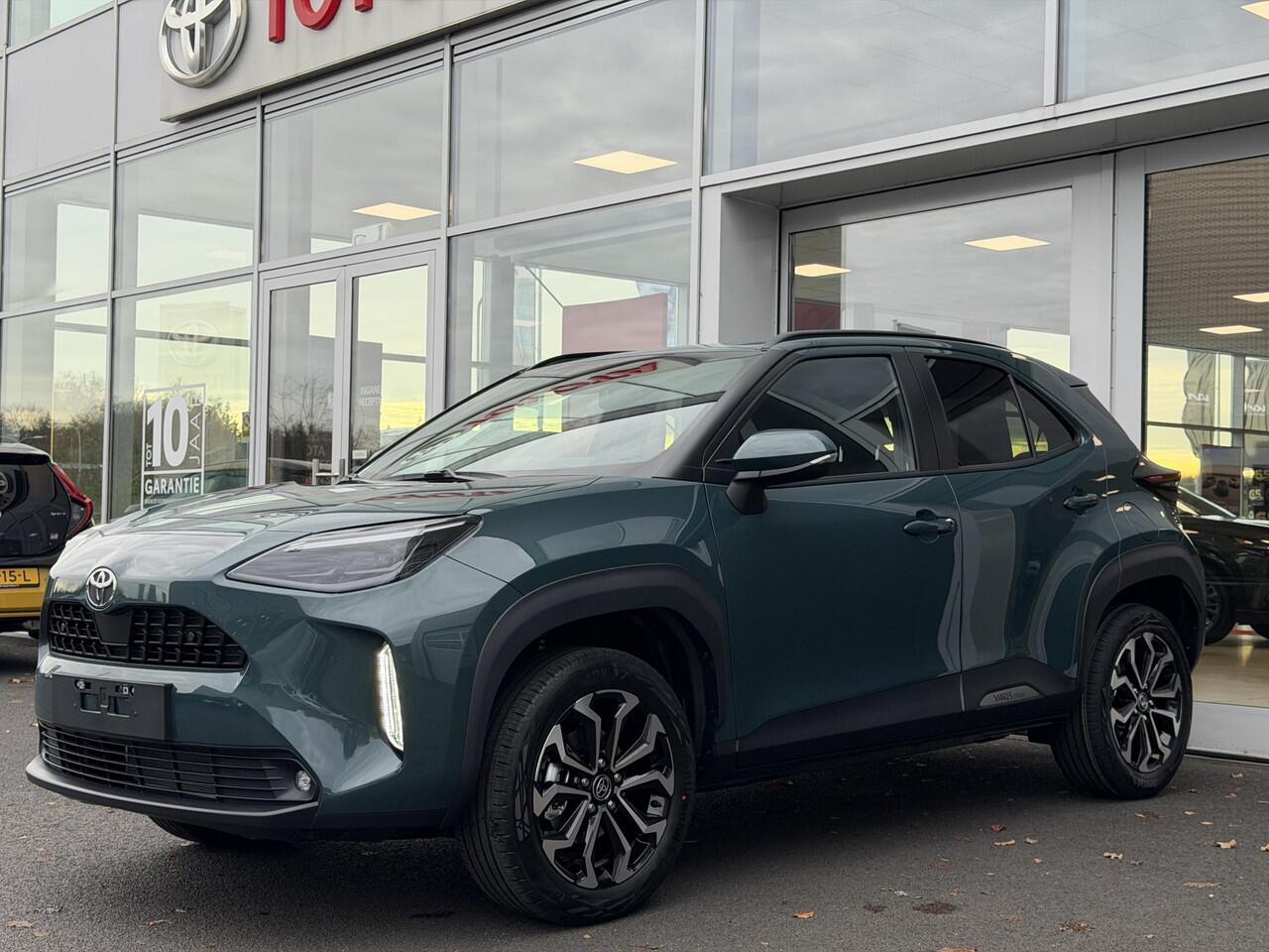 Toyota YARIS Cross 1.5 Hybrid 115 Dynamic Nieuw! Direct leverbaar! ¤ 2000,- inruilpremie! Meerdere kleuren snel leverbaar!