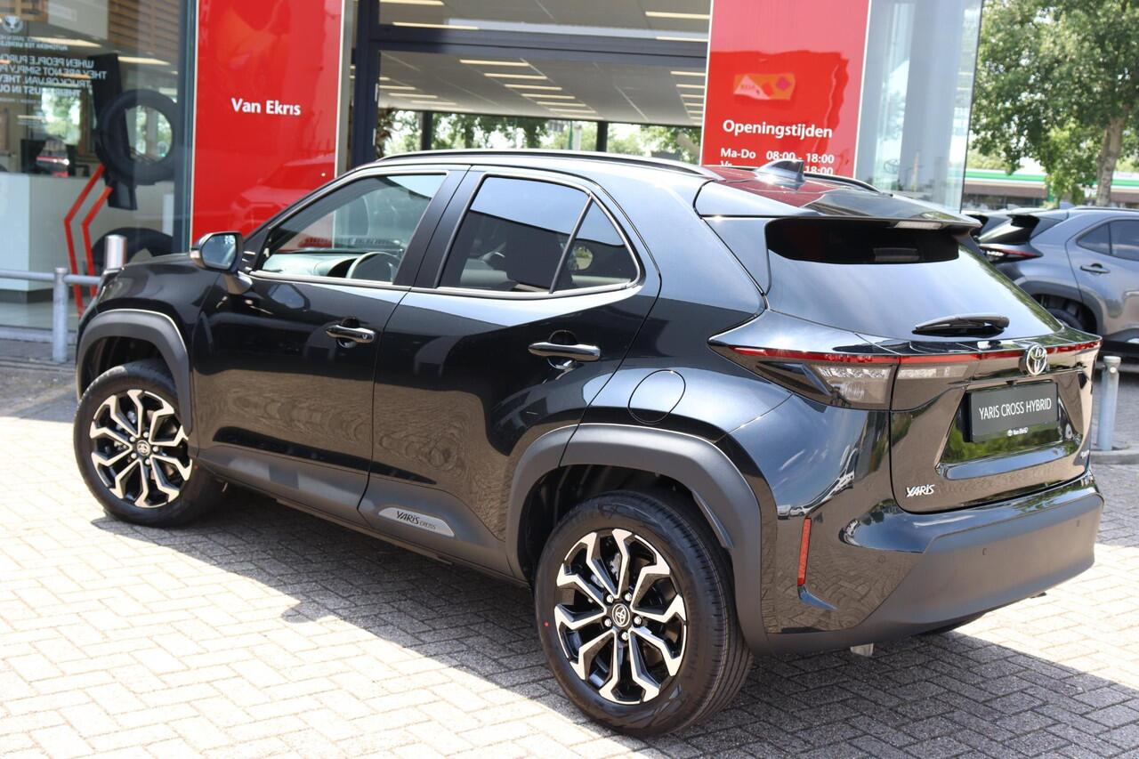 Toyota YARIS Cross 1.5 Hybrid 115 Dynamic , Comfort Pack , Nieuw en snel leverbaar (januari 2026) met ¤1.500,- voordeel