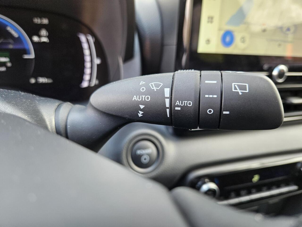 Toyota YARIS 1.5 Hybrid 115 Dynamic | Keyless Entry | Realtime navigatie | Adaptieve Cruise Control | Demo-model; kilometers kunnen iets afwijken