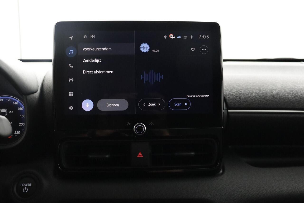 Toyota YARIS 1.5 Hybrid 130 Executive | Apple Carplay/Android Auto | Parkeersensoren | Stoel/Stuurverwarming |