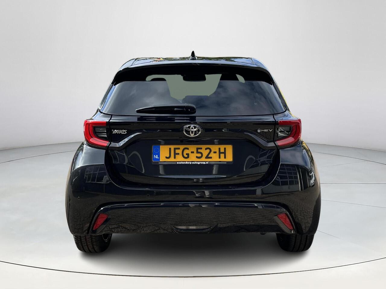 Toyota YARIS 1.5 Hybrid 130 Executive | Night sky black metallic | Demonstratie auto |