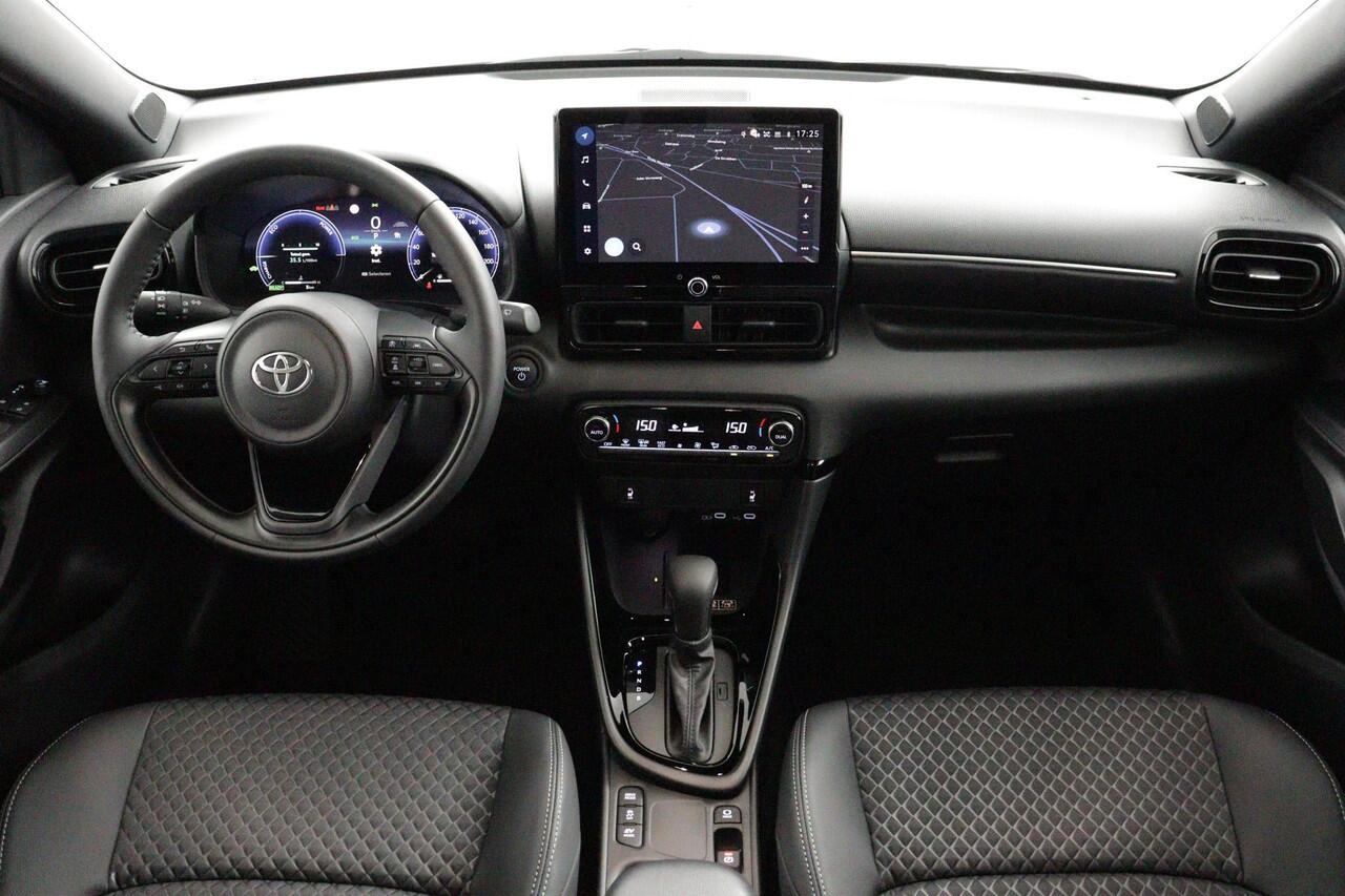 Toyota YARIS 1.5 Hybrid 130 Executive | Apple Carplay/Android Auto | Parkeersensoren | Stoel/Stuurverwarming | Leer |
