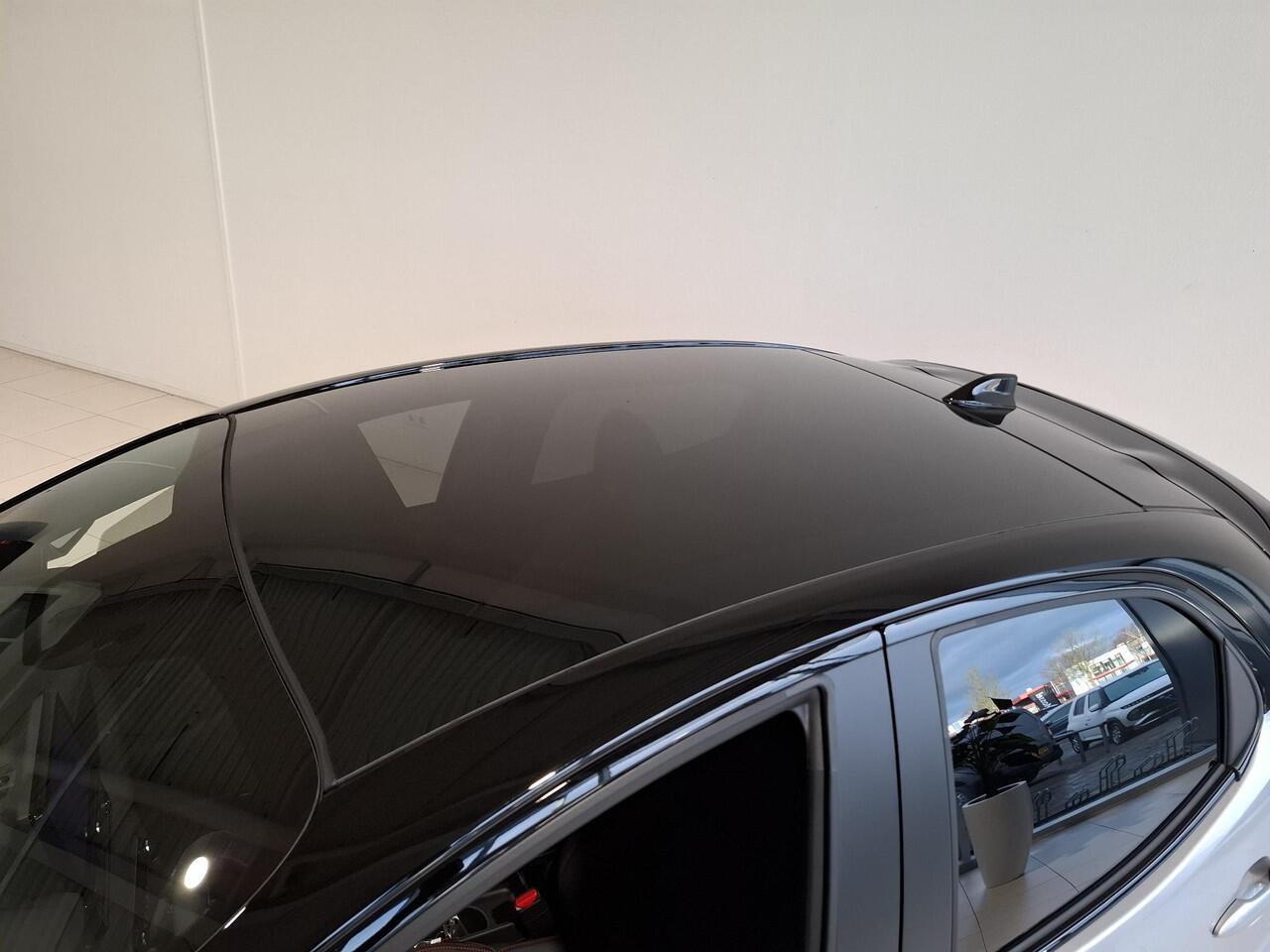 Toyota YARIS 1.5 Hybrid 130 GR SPORT | Plus Pack | Panoramadak | Stuur & Stoel verwarming | JBL | BSM |