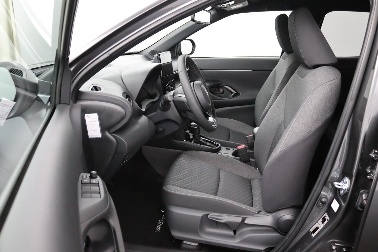 Toyota YARIS Cross 1.5 Hybrid 130 Dynamic | Led Verlichting | Toyota Safety Sense | Comfort Pack | stuurwiel verwarmd | stoel verwarmd |