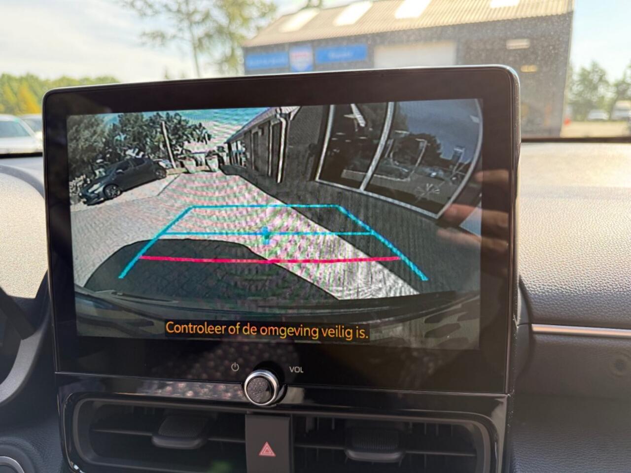 Toyota YARIS 1.5 HYBRID 130 PK DYNAMIC AUTOMAAT Nieuw! LUXE UITVOERING