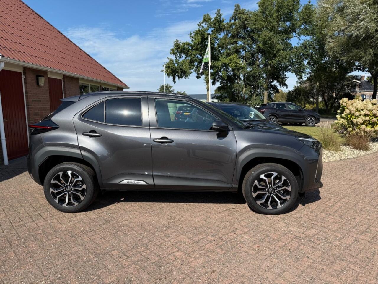 Toyota YARIS 1.5 HYBRID 130 PK DYNAMIC AUTOMAAT Nieuw! LUXE UITVOERING