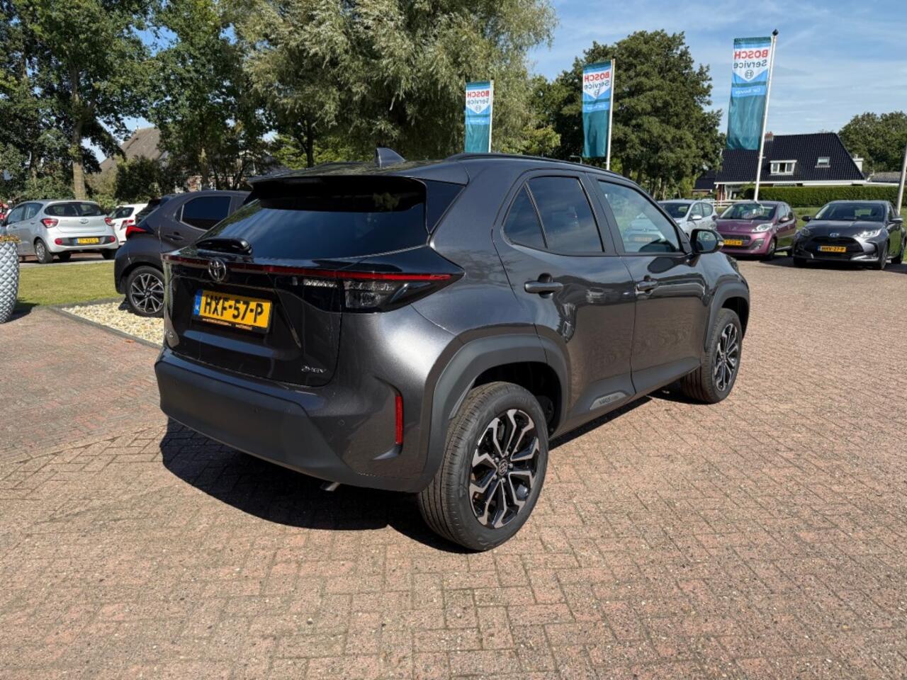 Toyota YARIS 1.5 HYBRID 130 PK DYNAMIC AUTOMAAT Nieuw! LUXE UITVOERING