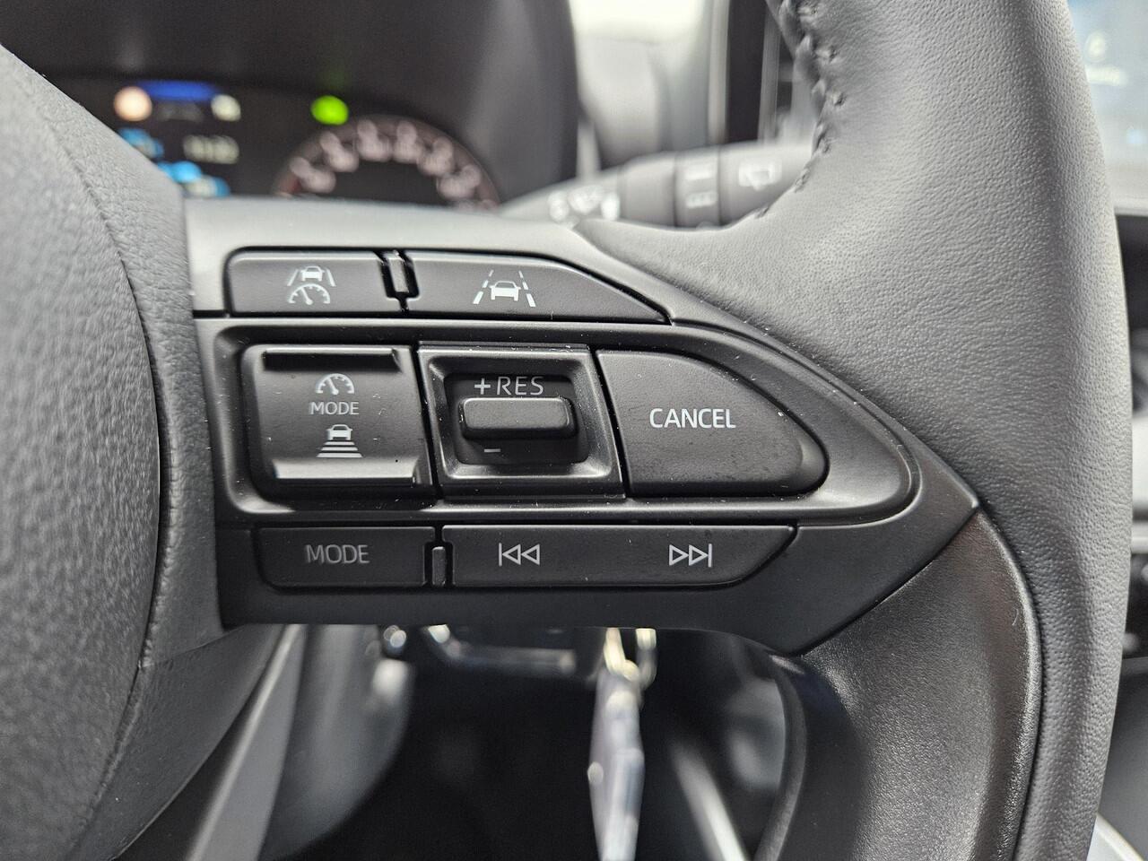 Toyota YARIS 1.5 Hybrid 115 Active | Demo |