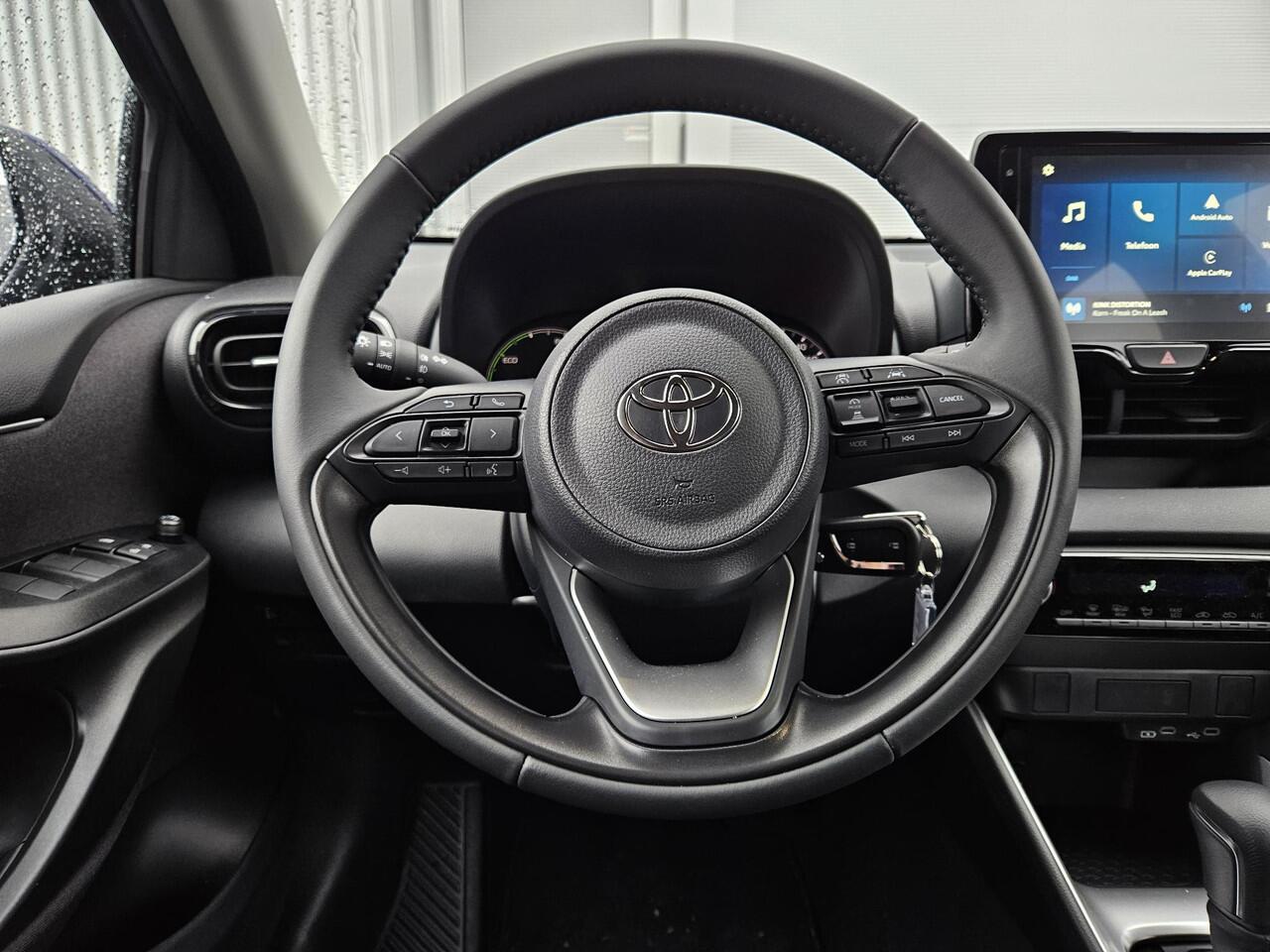 Toyota YARIS 1.5 Hybrid 115 Active | Demo |