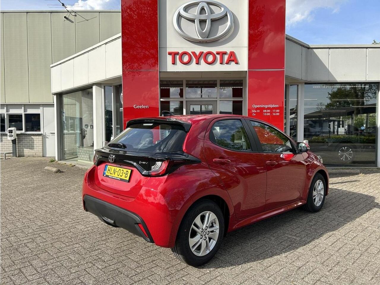 Toyota YARIS 1.5 Hybrid 115 Active | Rijklaar |Apple Carplay | Camera | LM-Velgen