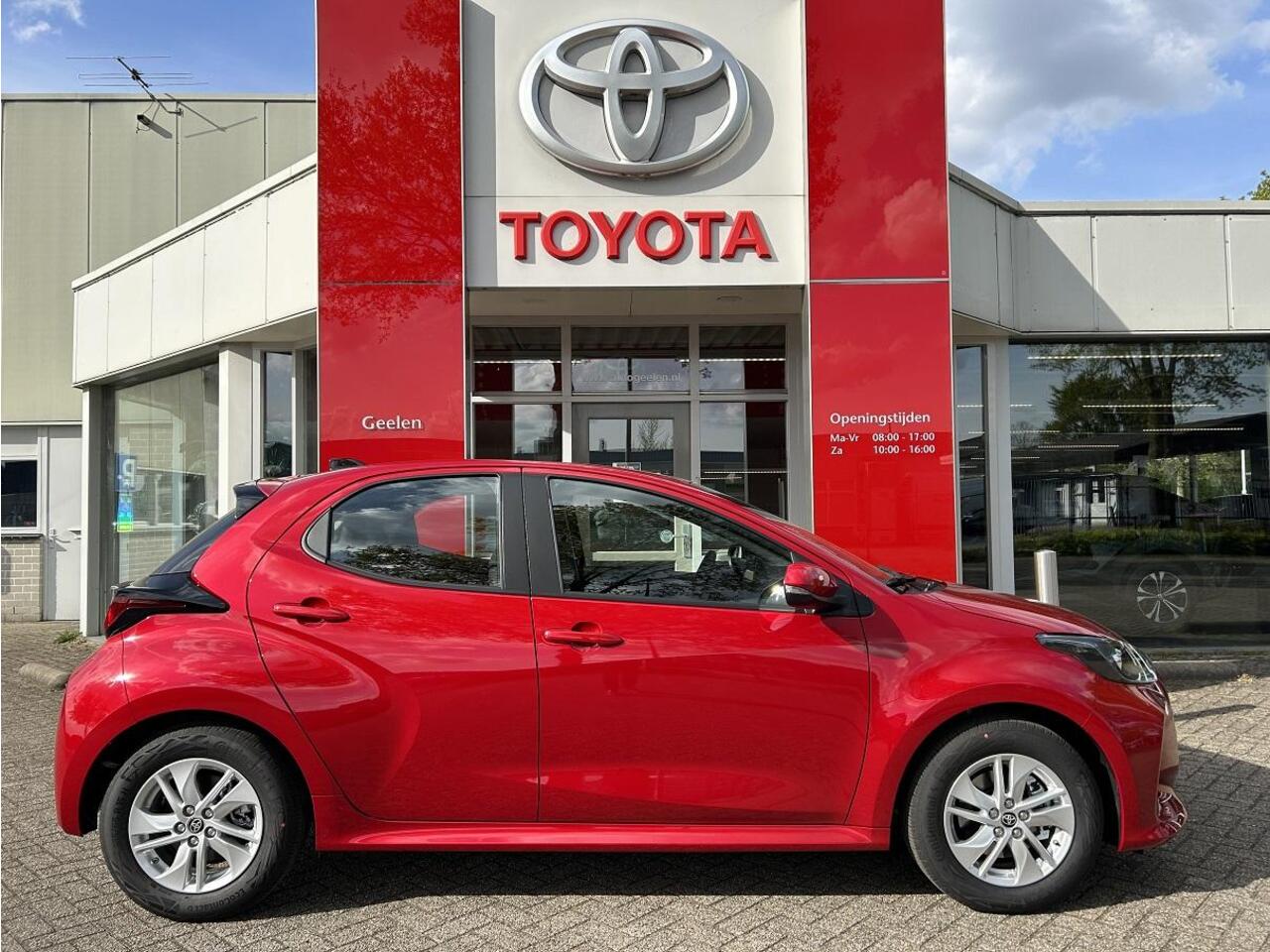 Toyota YARIS 1.5 Hybrid 115 Active | Rijklaar |Apple Carplay | Camera | LM-Velgen