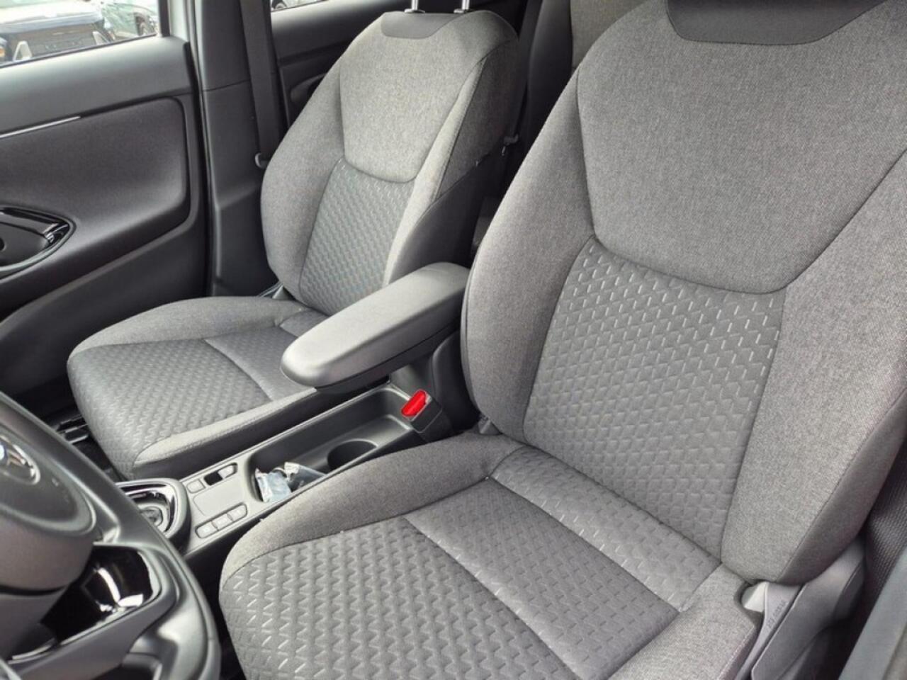 Toyota YARIS 1.5 HYBR 130 DYNAMIC WINTER