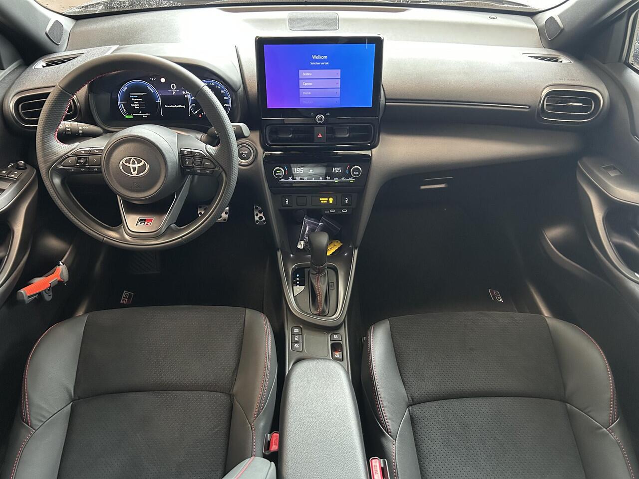 Toyota YARIS Cross 1.5 Hybrid 130 GR SPORT
