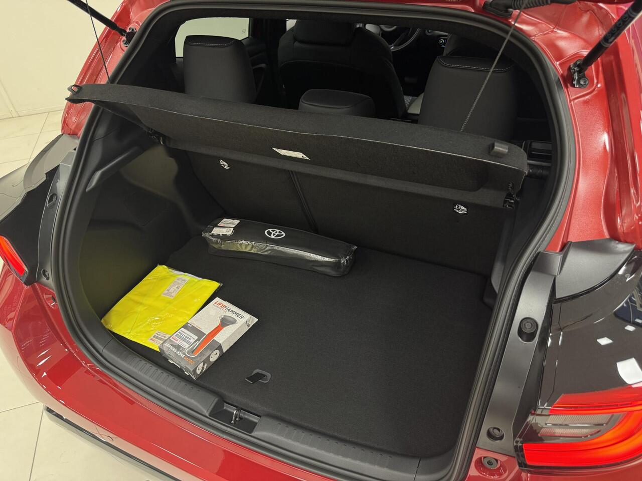 Toyota YARIS 1.5 Hybrid 130 Executive | Nieuw op voorraad |