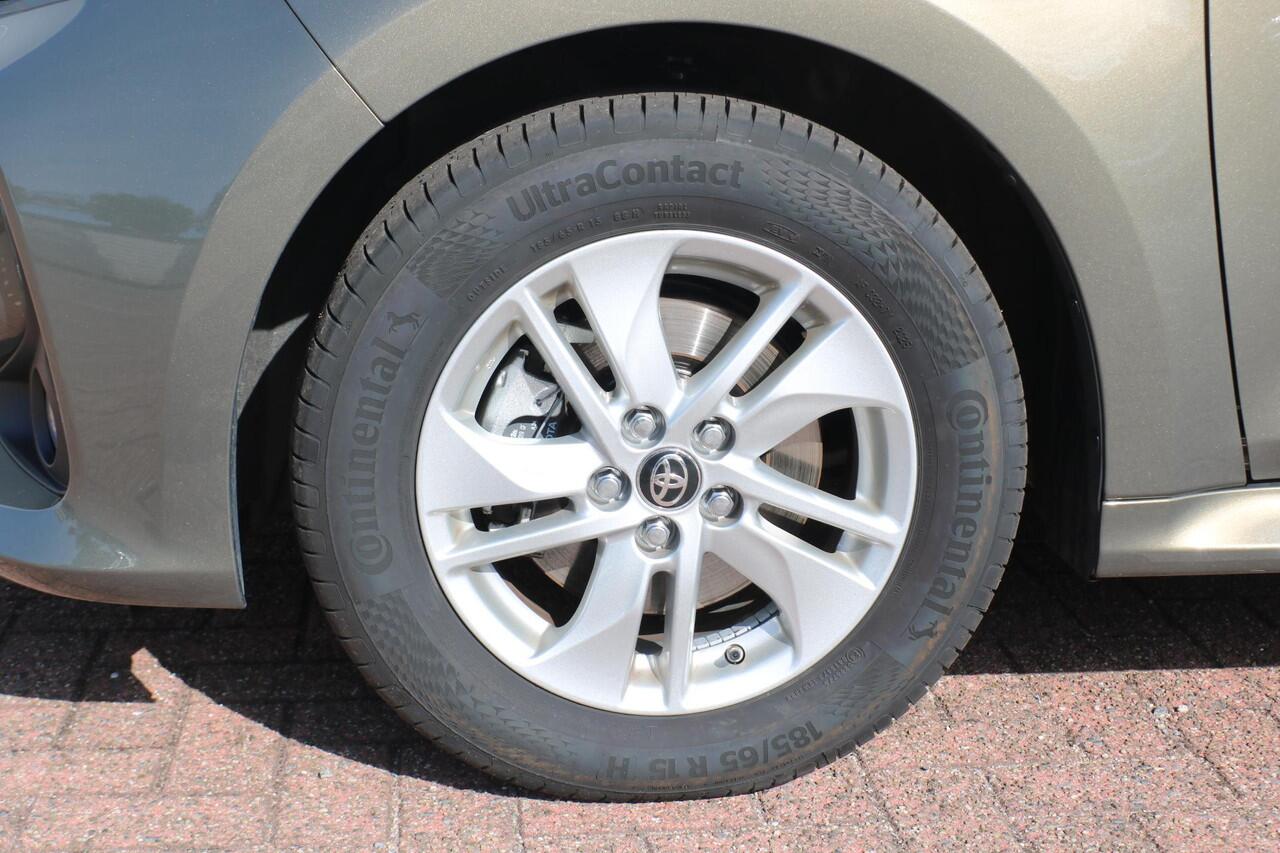 Toyota YARIS 1.5 Hybrid 115 Active L.M. Velgen - Apple Carplay / Android Auto - Oxide Bronze metallic