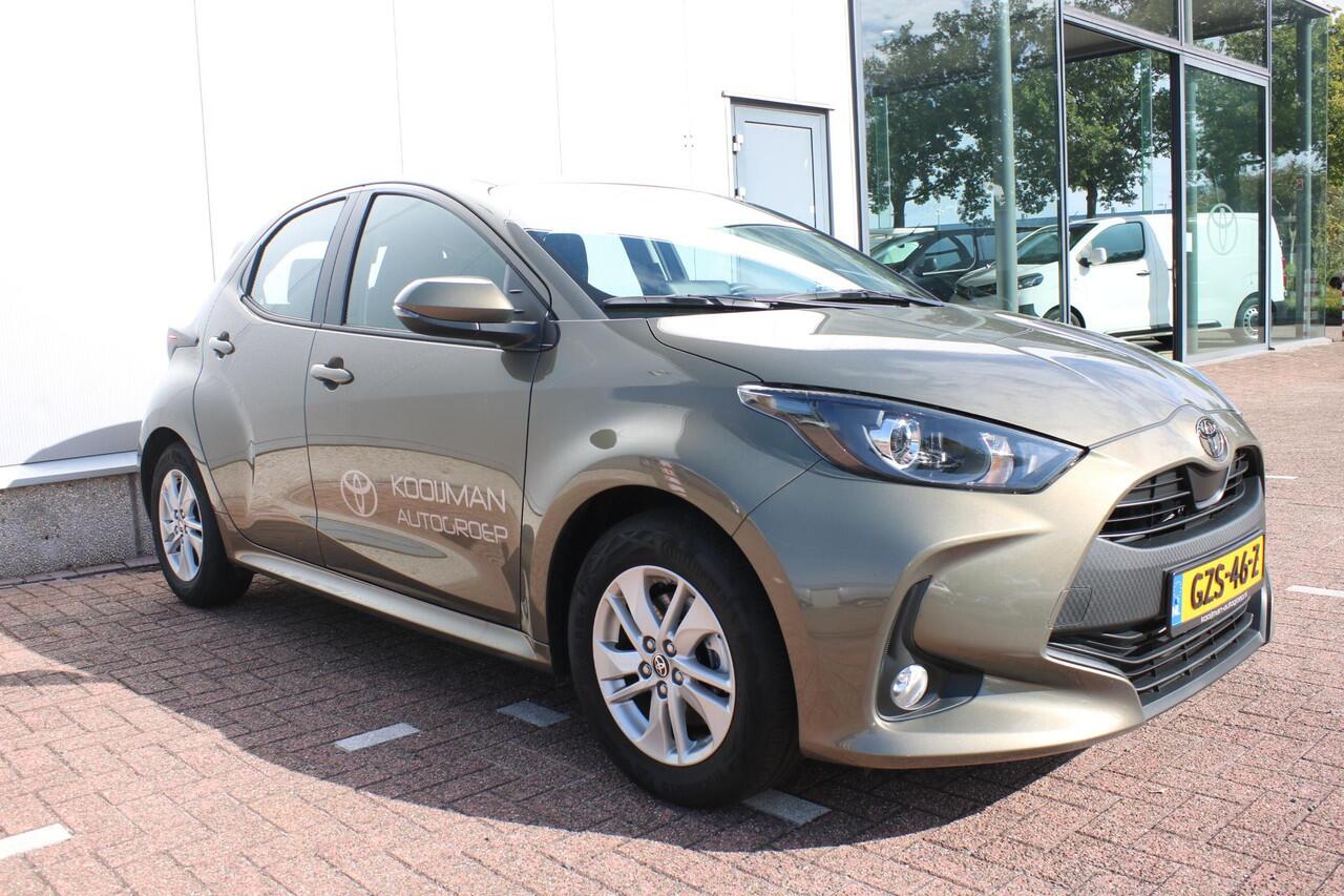 Toyota YARIS 1.5 Hybrid 115 Active L.M. Velgen - Apple Carplay / Android Auto - Oxide Bronze metallic