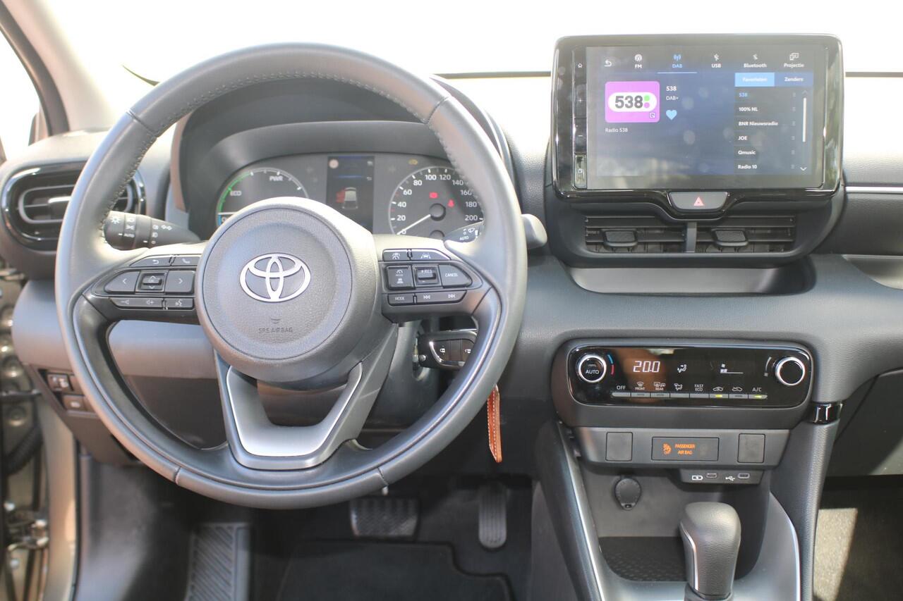 Toyota YARIS 1.5 Hybrid 115 Active L.M. Velgen - Apple Carplay / Android Auto - Oxide Bronze metallic