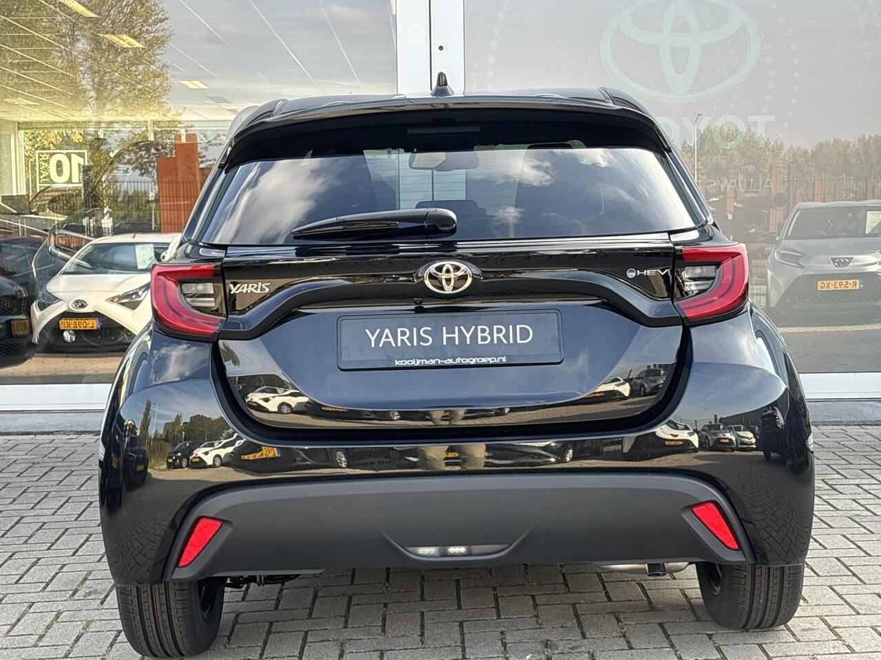 Toyota YARIS 1.5 Hybrid 115 Dynamic Aktieprijs na inruilpremie, uit voorraad leverbaar!