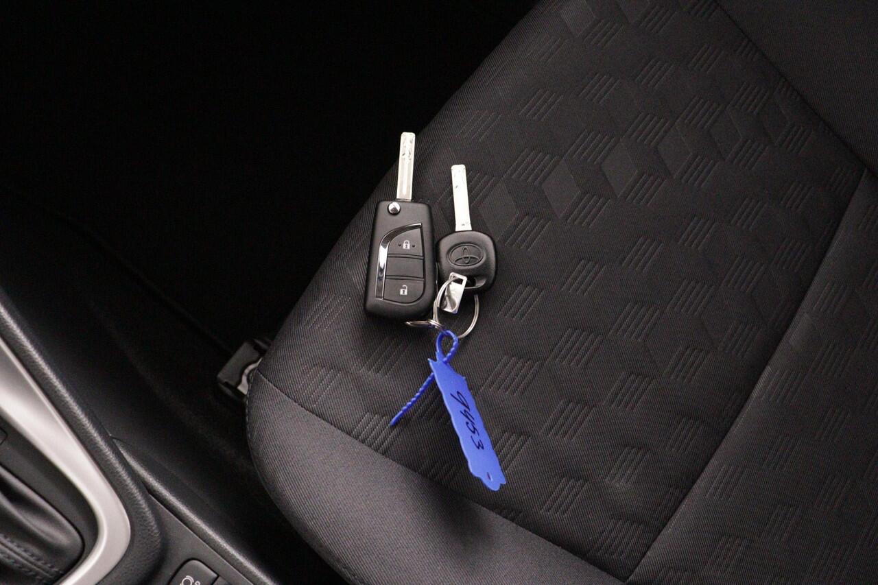 Toyota YARIS 1.5 Hybrid 115 Active | Nieuwe Auto | Apple Carplay/Android Auto || Adaptieve Cruise-Control |