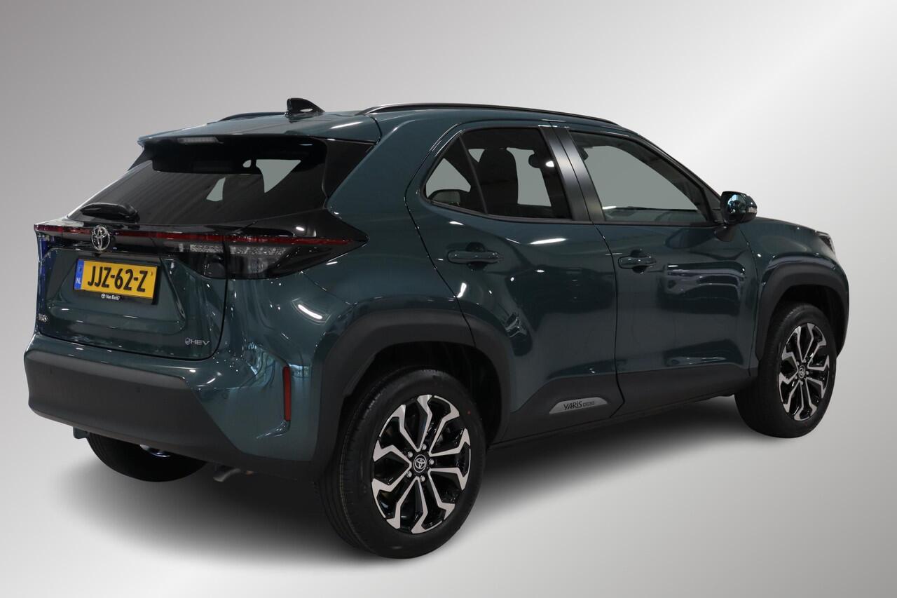 Toyota YARIS Cross 1.5 Hybrid 130 Dynamic, Comfort Pack, BSM, Apple Carplay & Android Auto, Parkeersensoren voor & Achter, Stuur & Stoel verwarming
