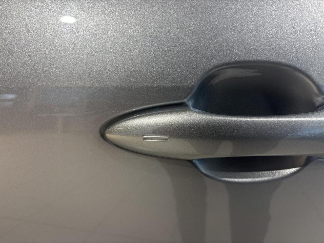 Toyota YARIS Cross 1.5 Hybrid 115 Dynamic Comfort Pack