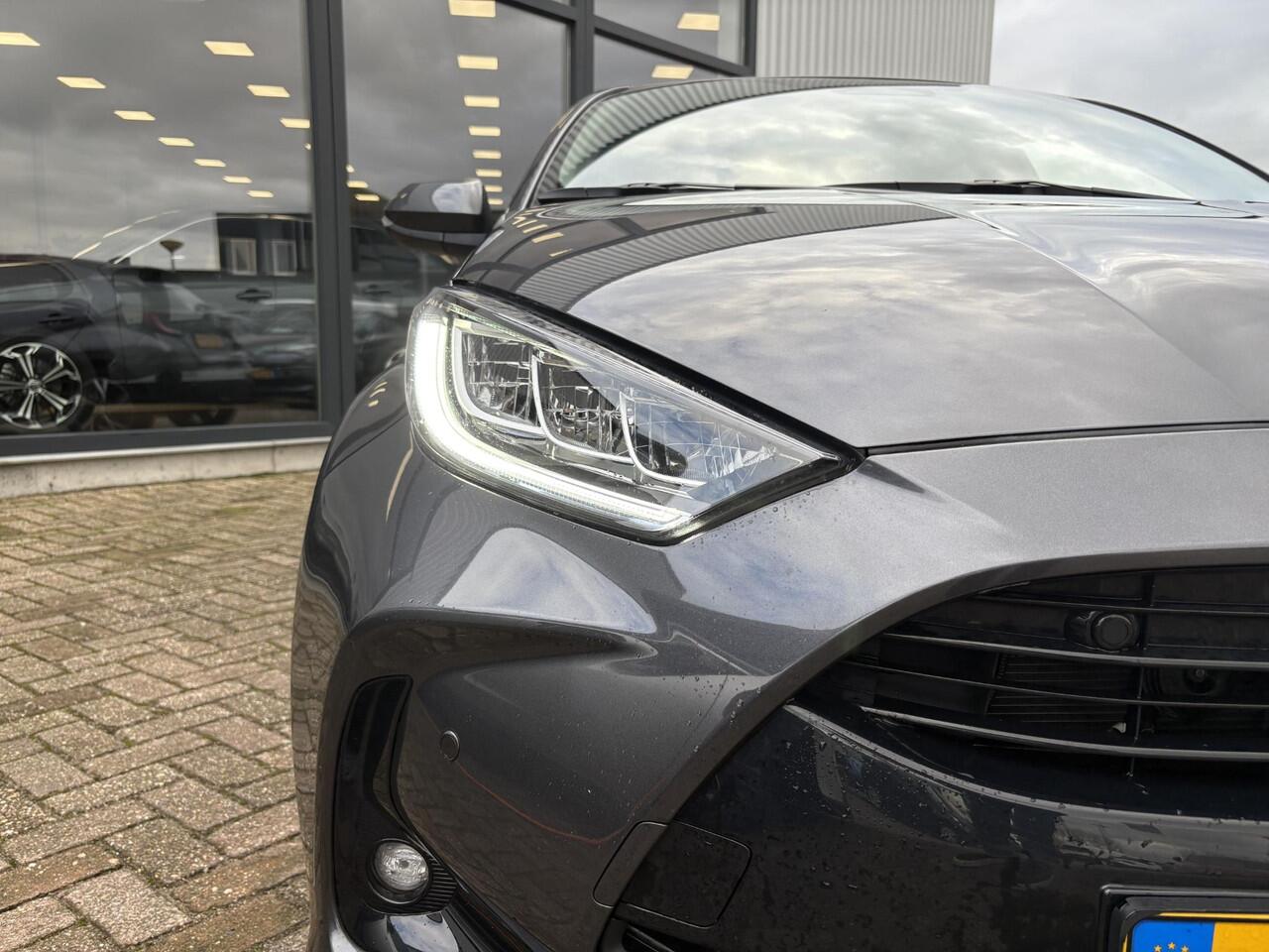 Toyota YARIS 1.5 Hybrid 115 Dynamic Stoelverwarming | Led verlichting