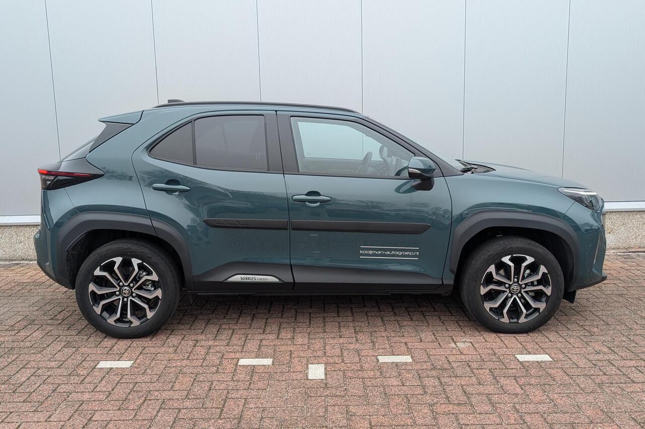 Toyota YARIS Cross 1.5 Hybrid 115 Dynamic Comfort Pack Stootlijsten, Navigatie Apple Carplay & Android Auto, Stoel- & Stuurverwarming, Achteruitrijcamera