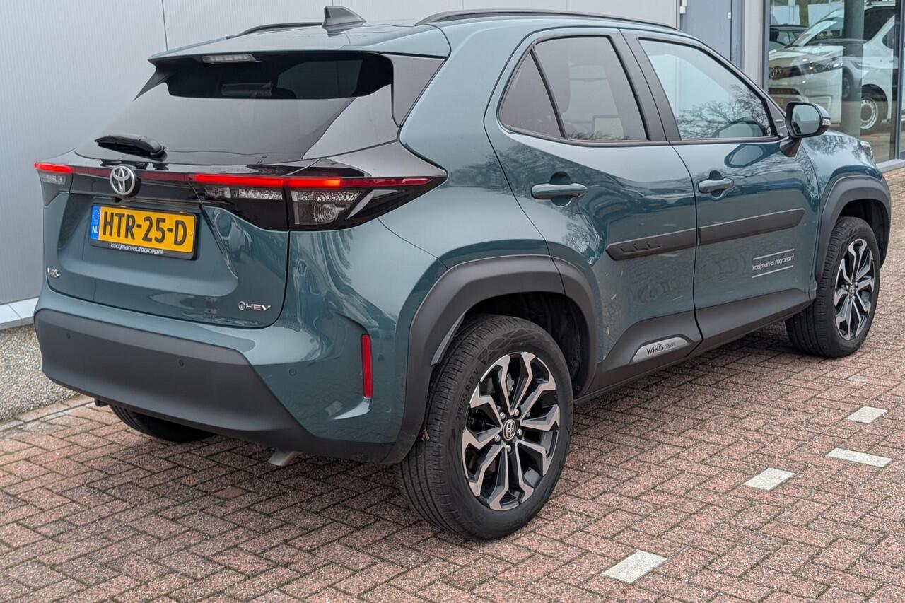 Toyota YARIS Cross 1.5 Hybrid 115 Dynamic Comfort Pack Stootlijsten, Navigatie Apple Carplay & Android Auto, Stoel- & Stuurverwarming, Achteruitrijcamera