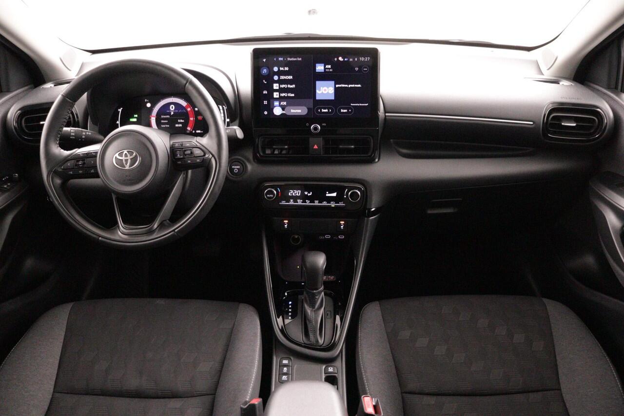 Toyota YARIS 1.5 Hybrid 115 Dynamic | Comfort Pack | Apple Carplay/Android Auto |