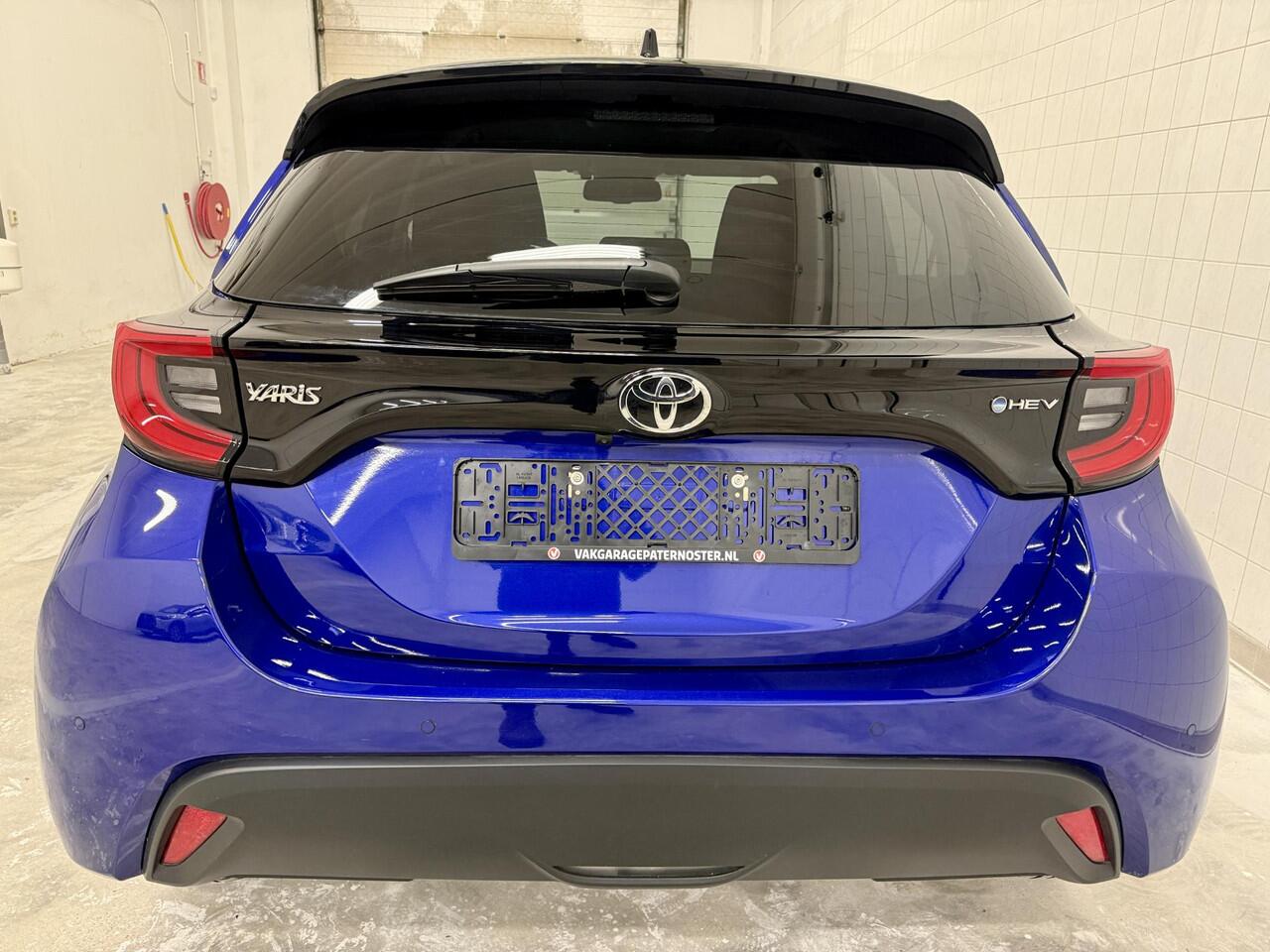 Toyota YARIS 1.5 Hybrid 115 Style Dodehoek / Stoel & Stuurverwarming / PDC voor & achter / Vol opties